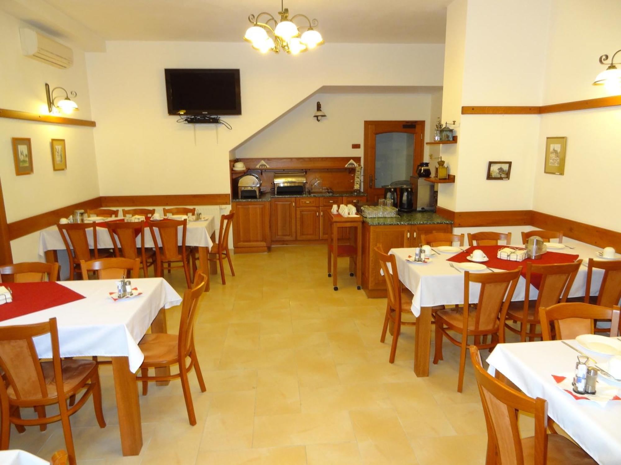 Hotel Pegas ברנו מראה חיצוני תמונה