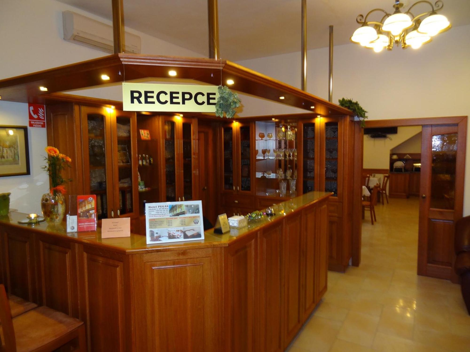 Hotel Pegas ברנו מראה חיצוני תמונה