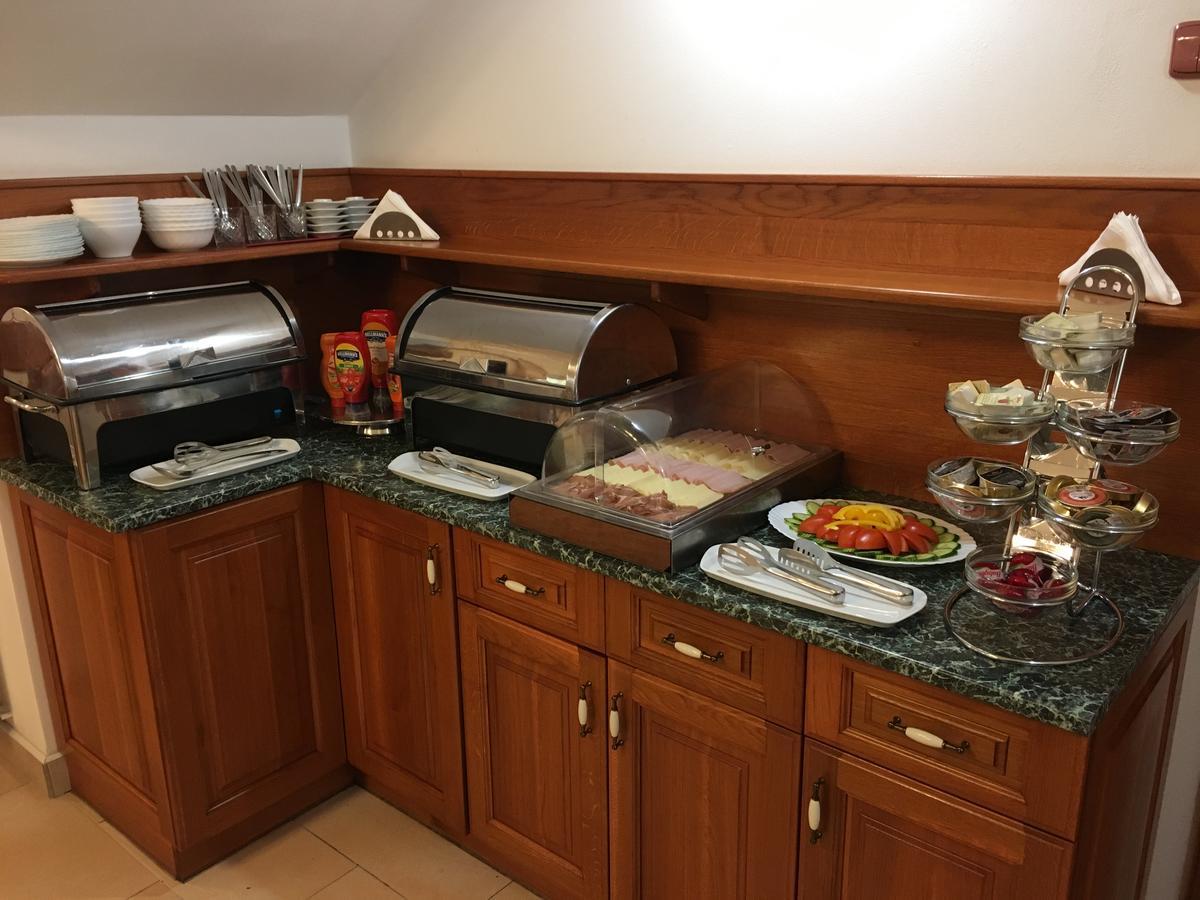Hotel Pegas ברנו מראה חיצוני תמונה