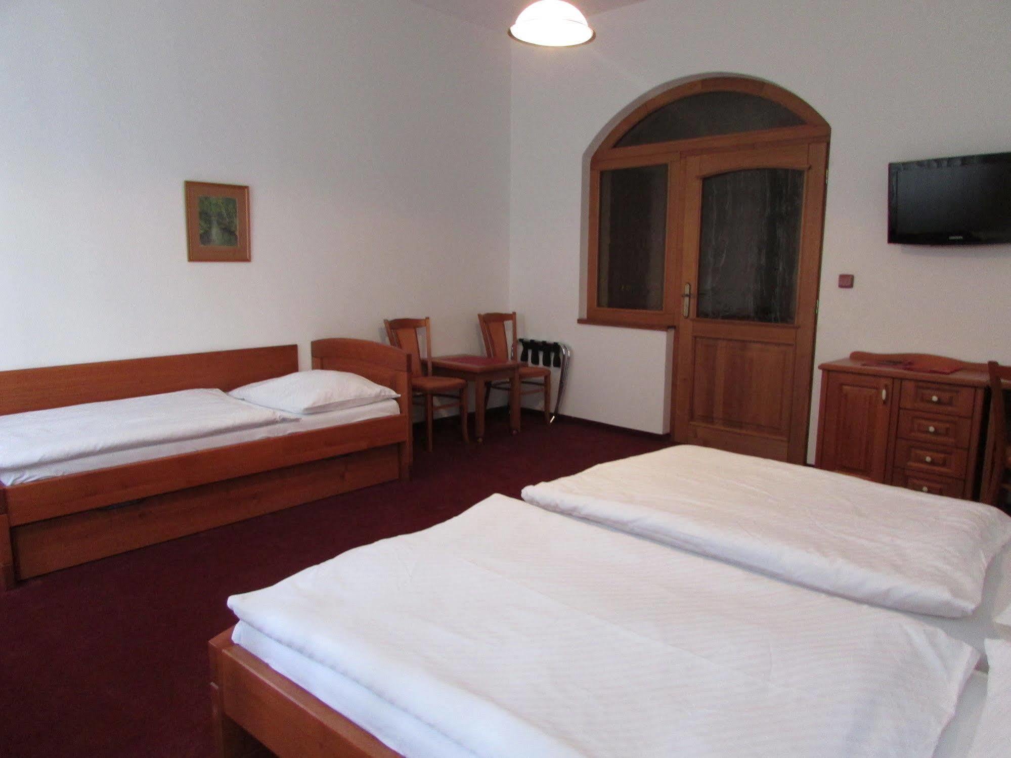 Hotel Pegas ברנו מראה חיצוני תמונה
